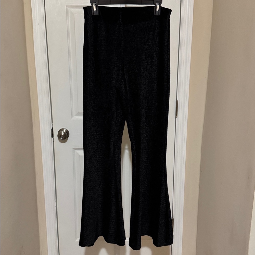 Free People So charming black velvet pants - Picture 2 of 4